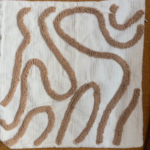 Modern Flow Japandi Tufted Throw Pillow Cover 18"x18" - Picture 2 of 2